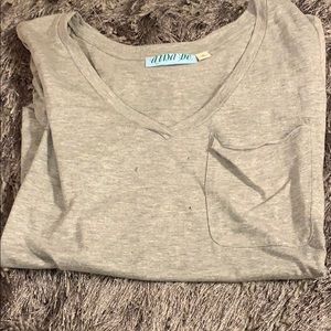 Gray v-neck t-shirt